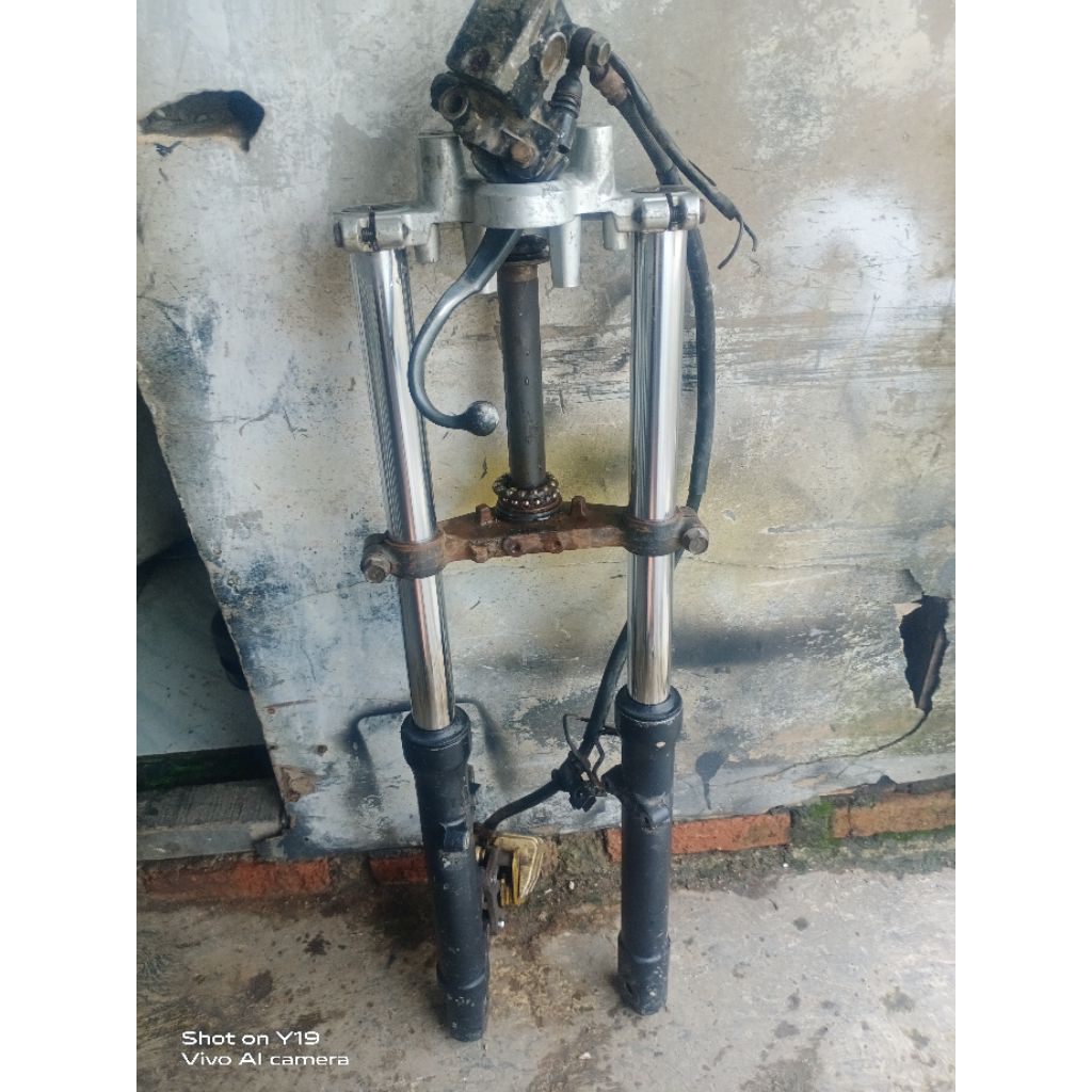 Shock ORI Vixion old copotan