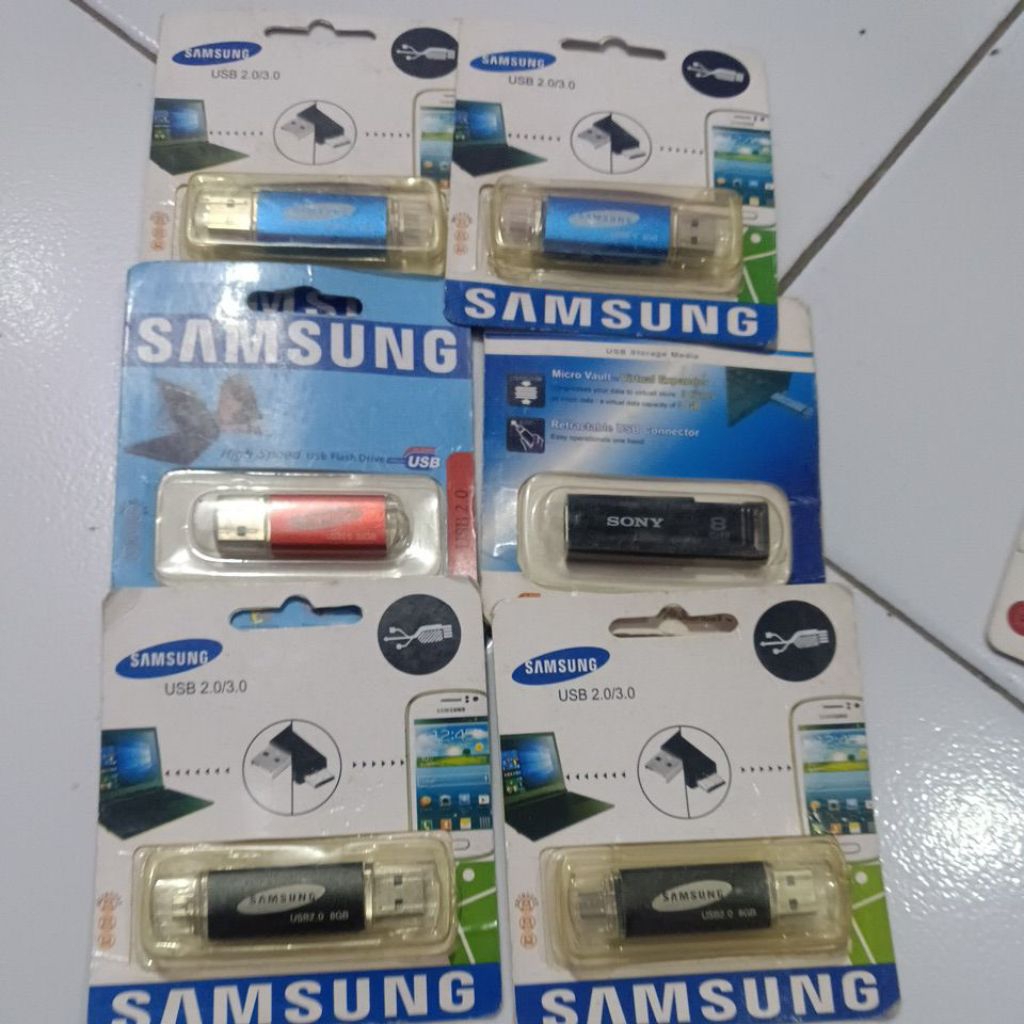 FLASHDISK SAMSUNG 8GB MEMORI USB