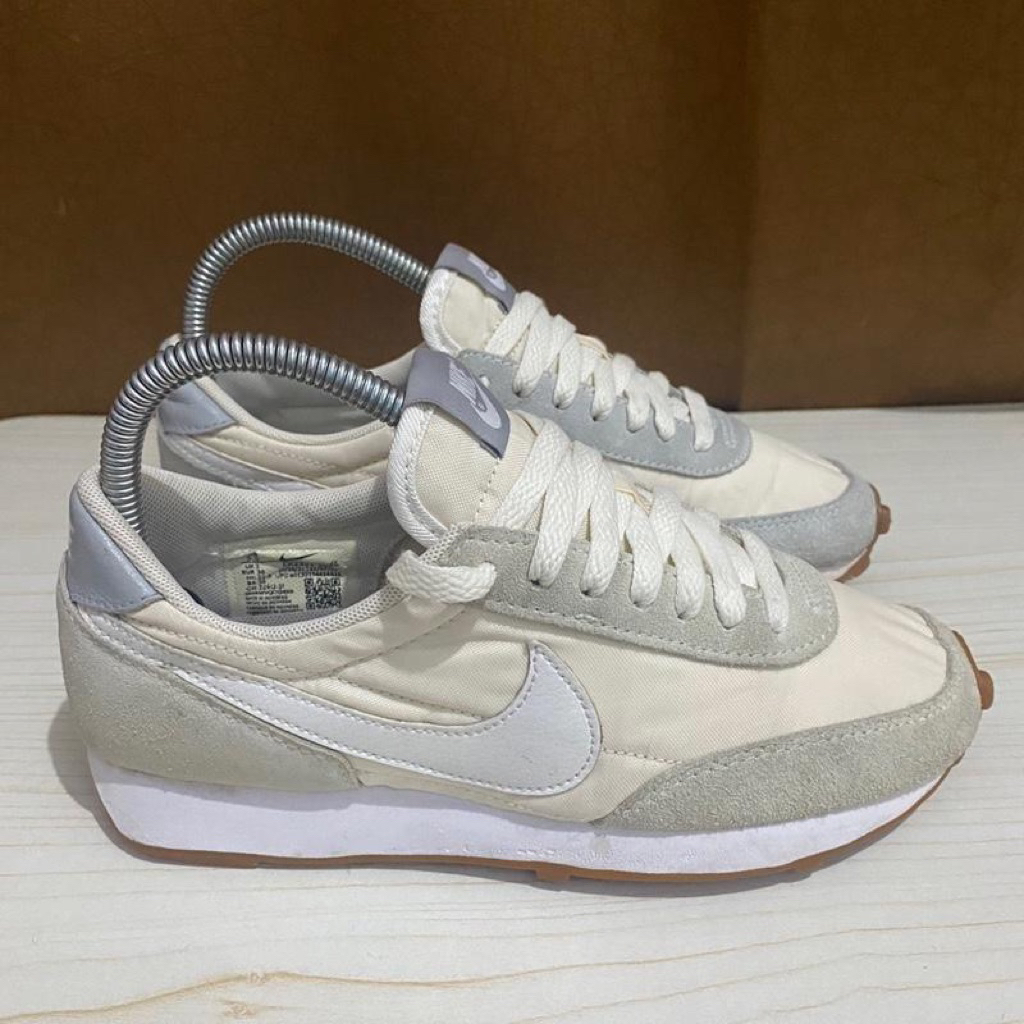 Sepatu Second-PRELOVED Nike Daybreak Ivory Light Smoke Grey Size UK 3 / 36
