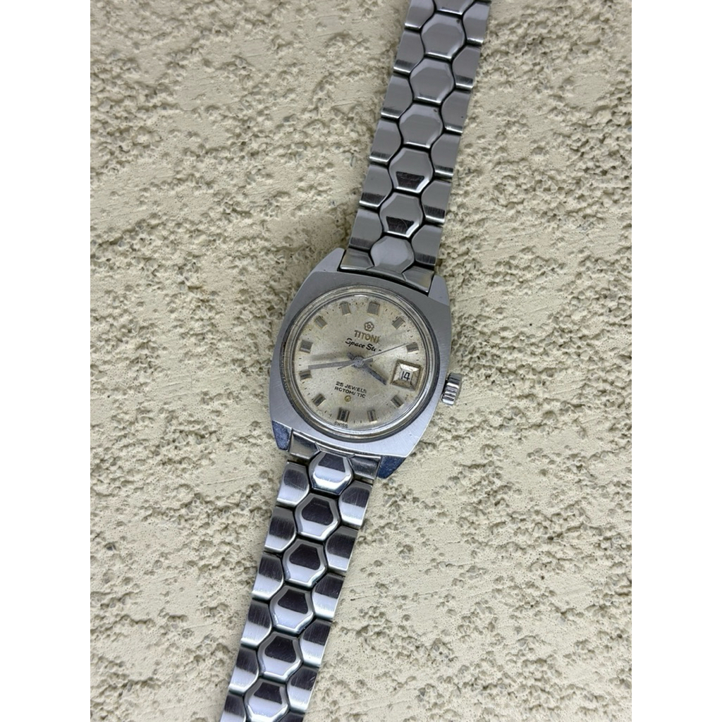 Dresswatch Jam tangan Titoni spacestar Second Preloved
