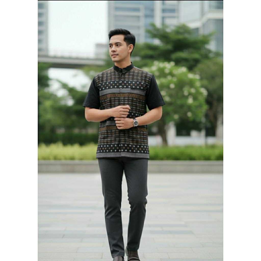 Manzone kemeja koko pria lengan pendek original size M