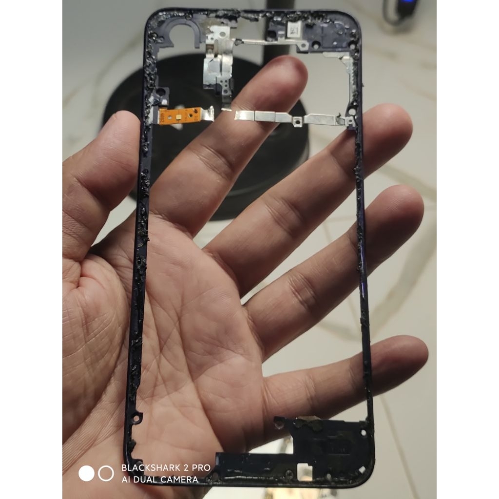 TUTUP MESIN MIDDLE FRAME HUAWEI NOVA 5T MINUS BAGIAN TENGAH ADA PATAH LIHAT FOTO BEKAS COPOTAN