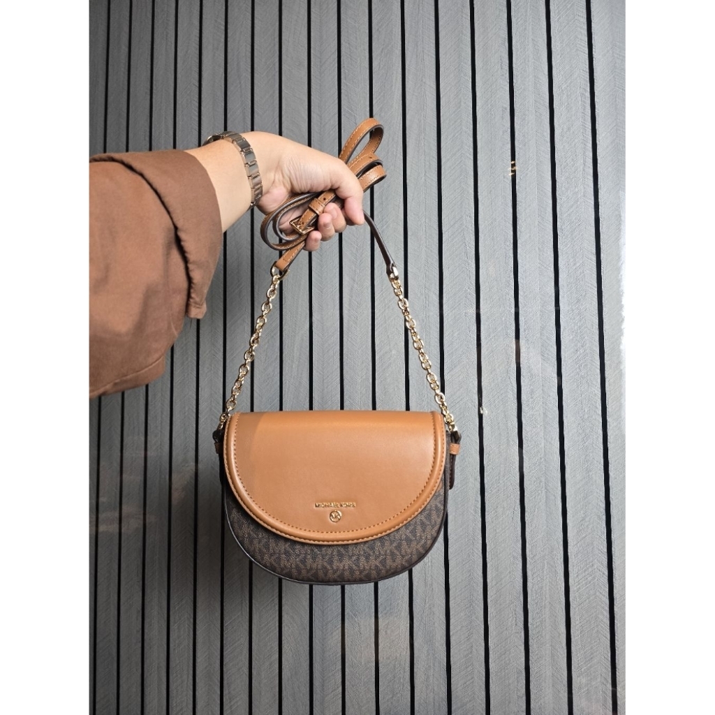 PRELOVED Michael Kors MK Signature Saddle Bag - Tas Selempang Wanita Mewah