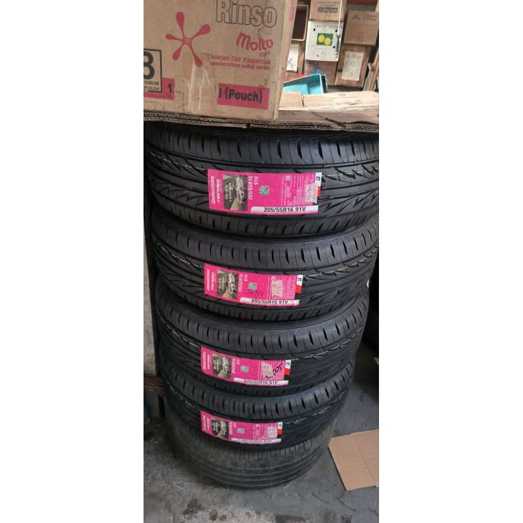 Bridgestone Techno Sport 205/55 R.16