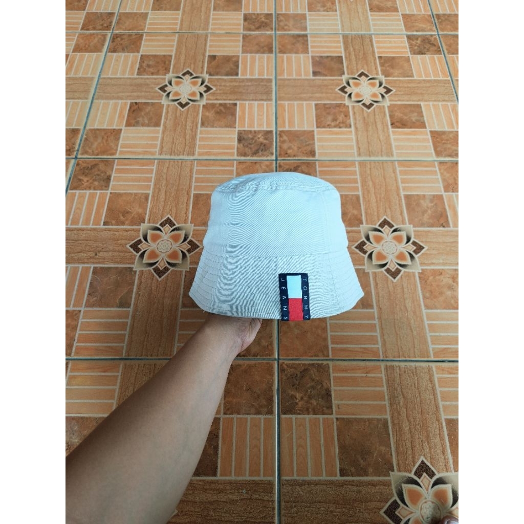 TOPI BUCKET TOMMY