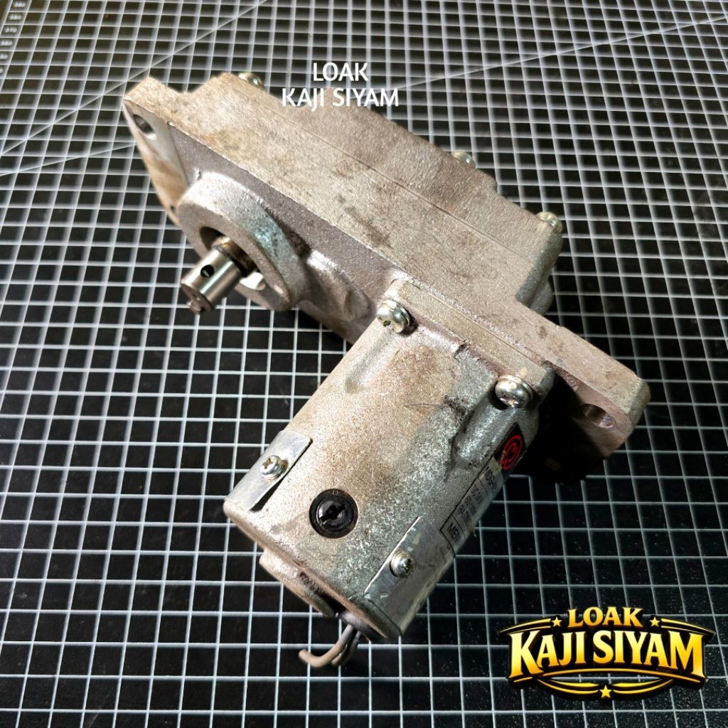 Dinamo Motor DC Gearbox Meiwa 24V 30W Rasio 1:150 Gearmotor Torsi Tinggi Rotasi CCW Made in Japan