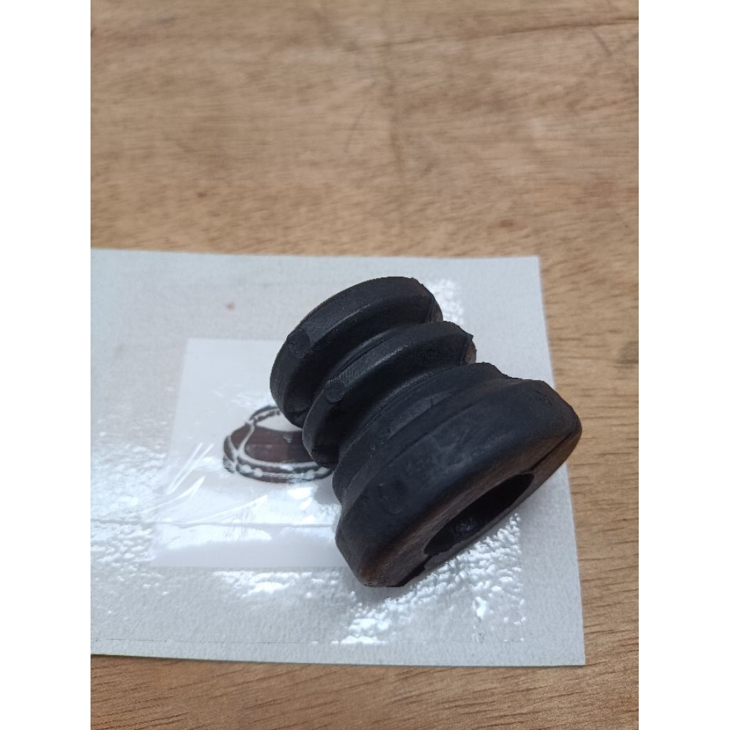 stopper front bumper, karet stopper bantingan shock breaker depan mobil suzuki carry 1.0 futura colt
