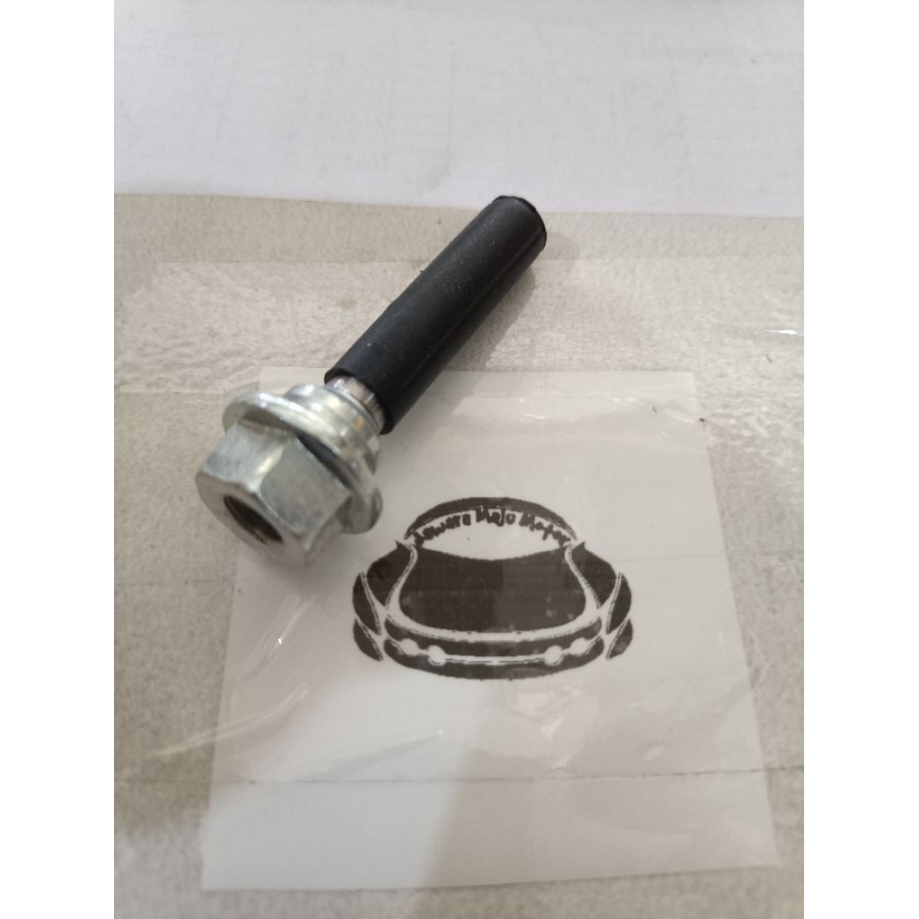 baut pen as kaliper cakram depan mobil suzuk futura colt t120ss pakai karet