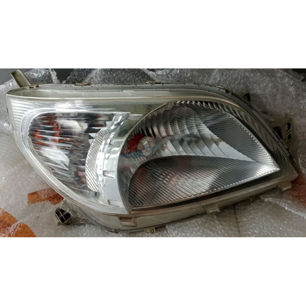 HEADLAMP TERIOS 2008 KANAN (RH).