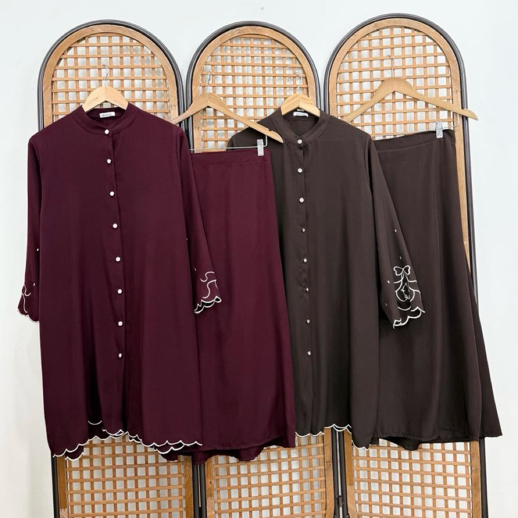 LOCANA LABEL MALAYA SET