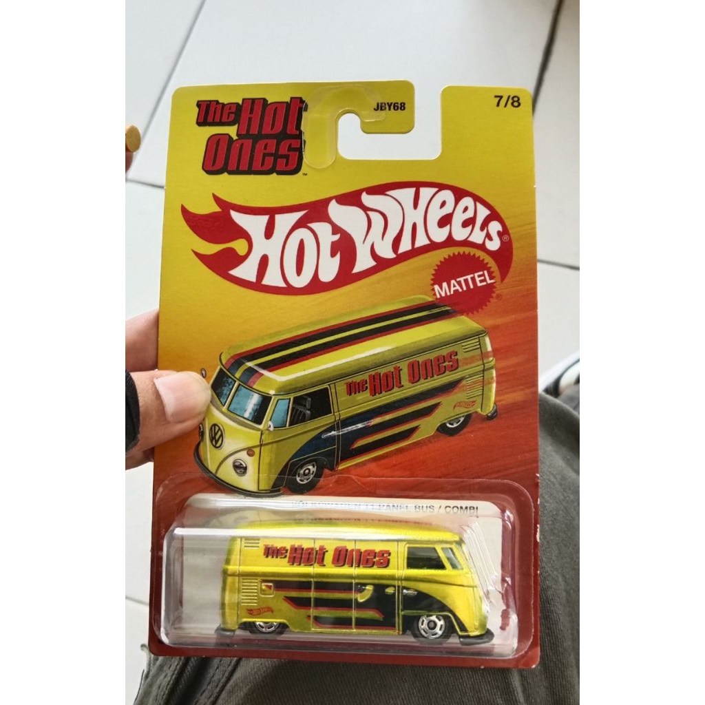 VOLKSWAGEN T1 PANEL BUS/ COMBI