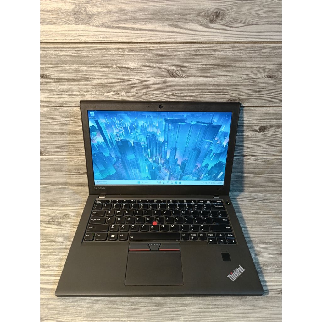 Laptop Lenovo Thinkpad X270 Core i5 Gen6 RAM8 SSD256 Thinkpad X270 13 inch