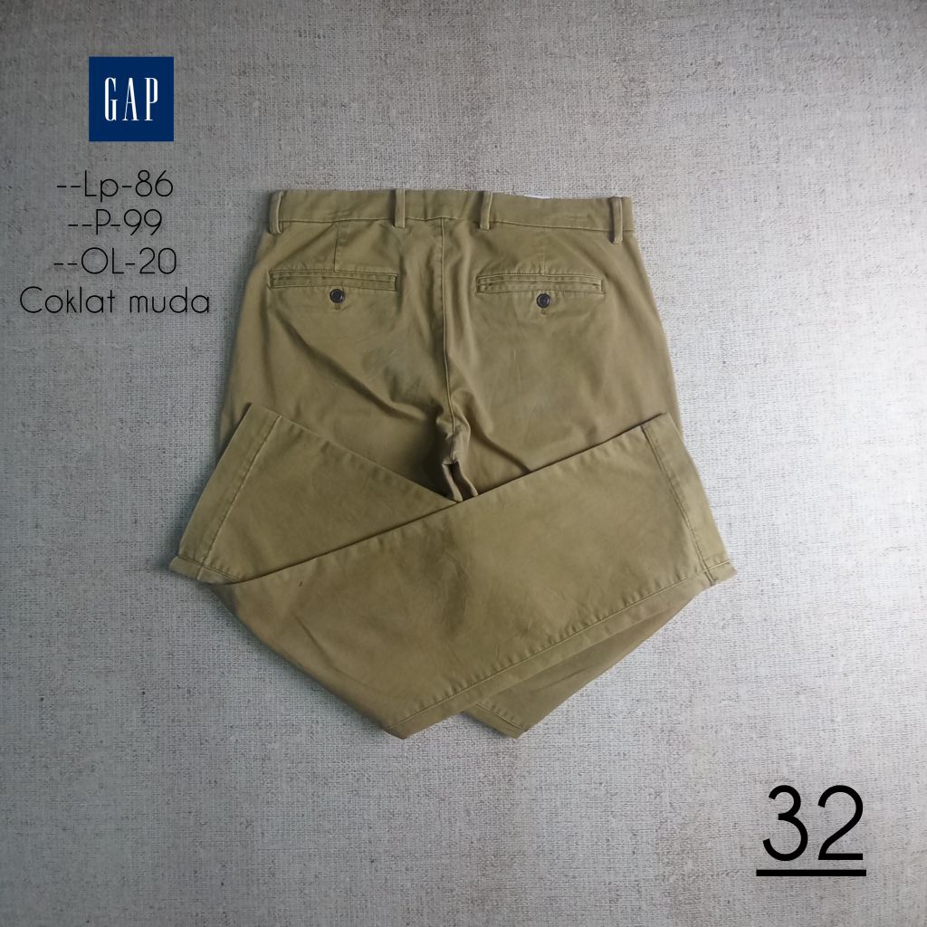CELANA CHINO GAP ORIGINAL SIZE 32 COKLAT MUDA