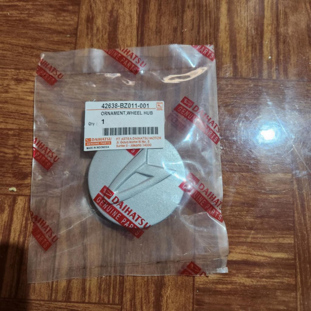 Dop roda dop velg daihatsu xenia asli