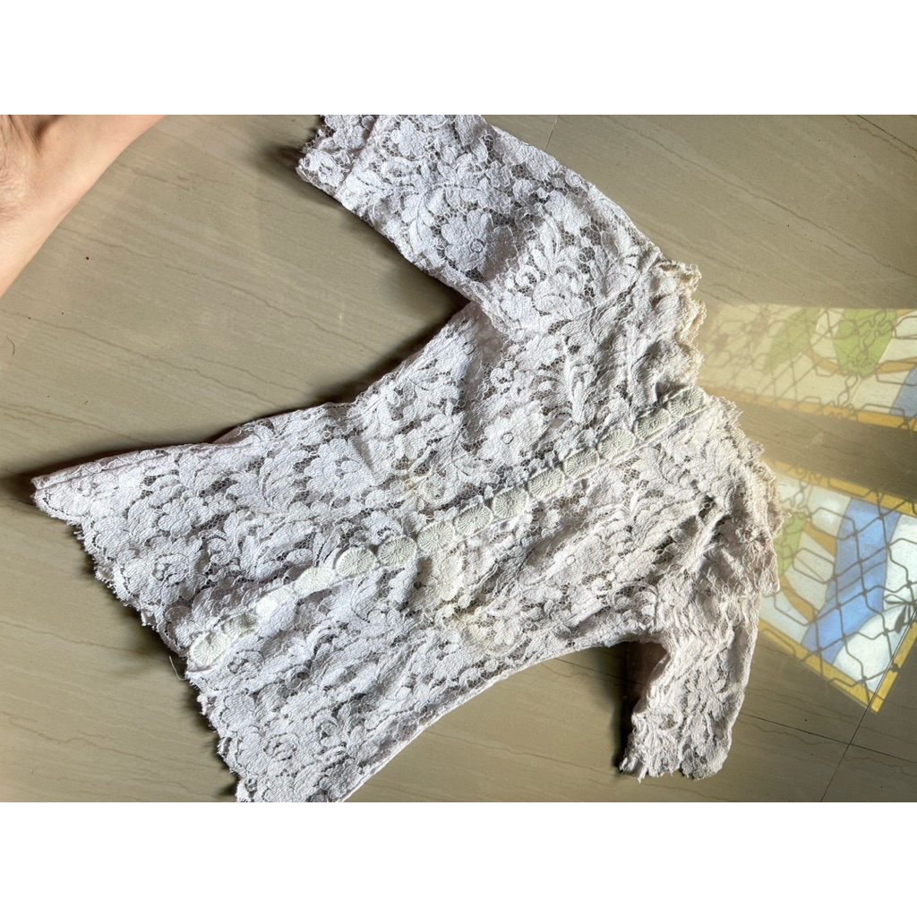 preloved kebaya putih