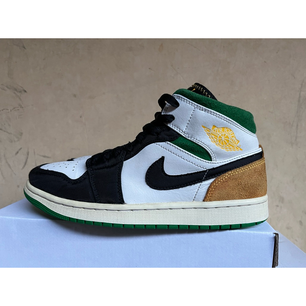 Air Jordan 1 Mid SE "Oakland" | size 42 | second