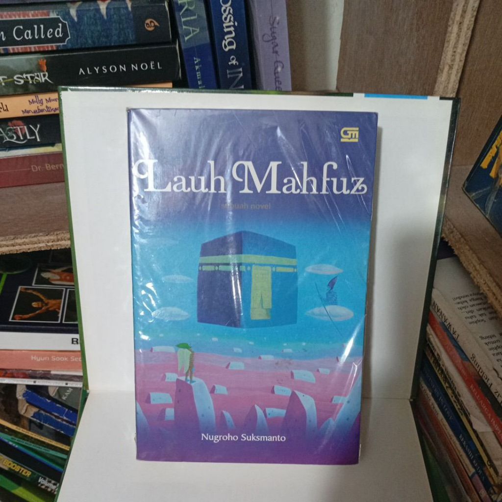 novel lauh mahfuz