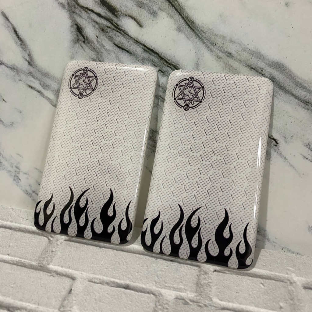 Akrilik Printing Uv M200 Backdoor Motif White Carbon Black Fire