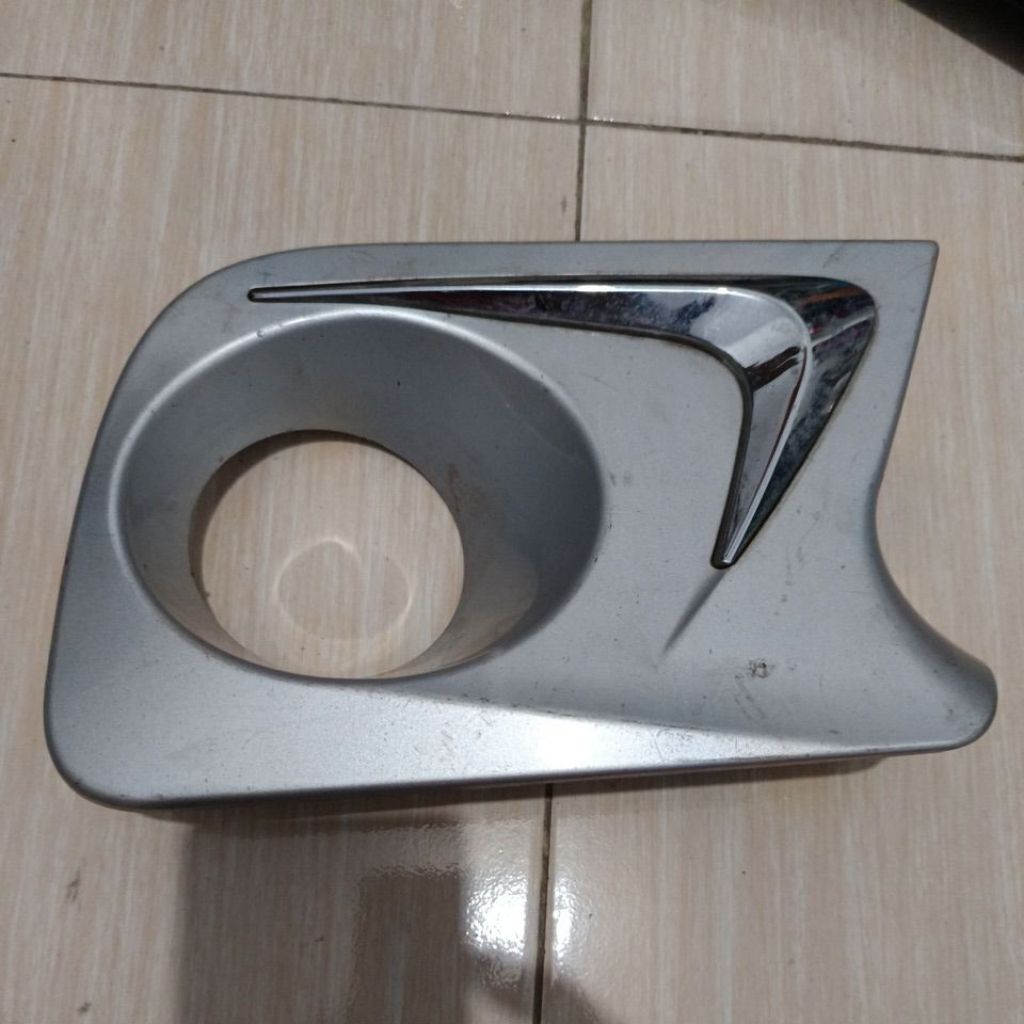 cover foglamp kanan avanza-xenia 2012-2015