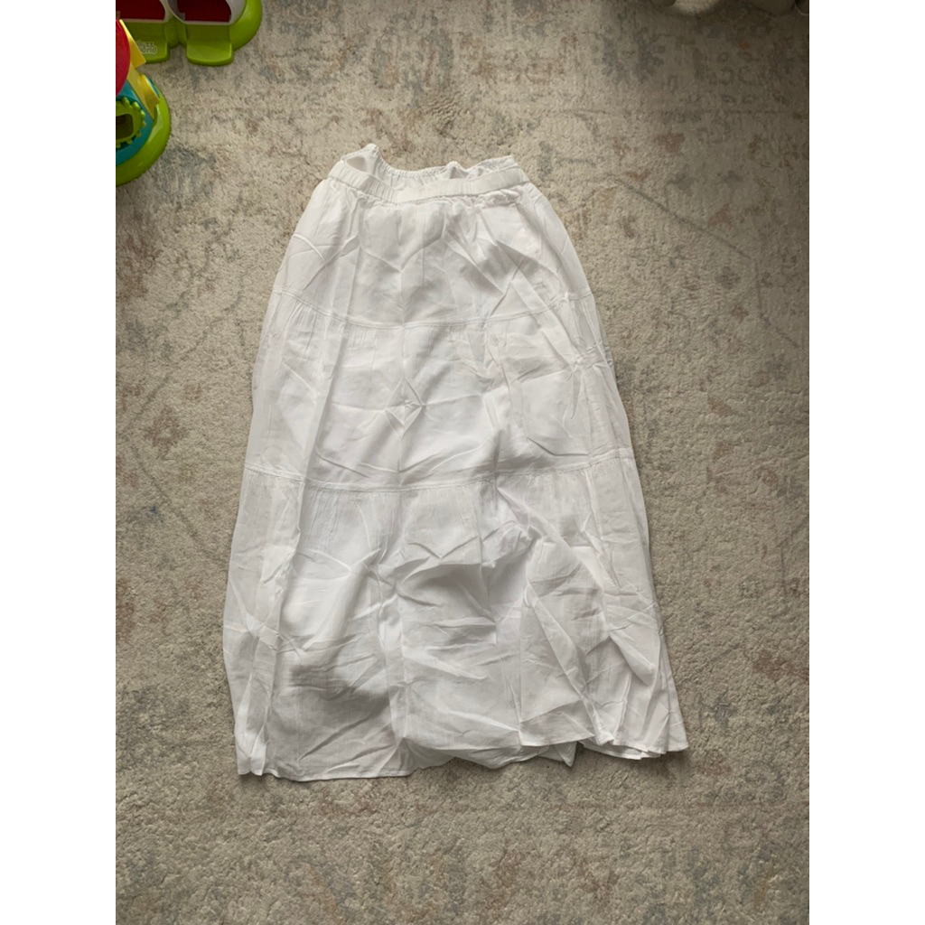 Uniqlo skirt