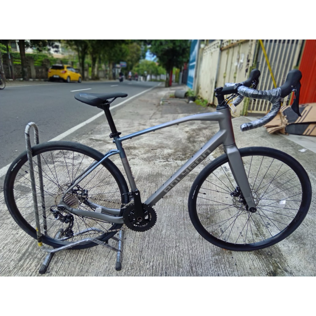 SEPEDA GRAVEL / GRAVEL BIKE 700C POLYGON TAMBORA AX CHARCOAL-BLUE 2x11 speed TERBARU GARANSI RESMI F