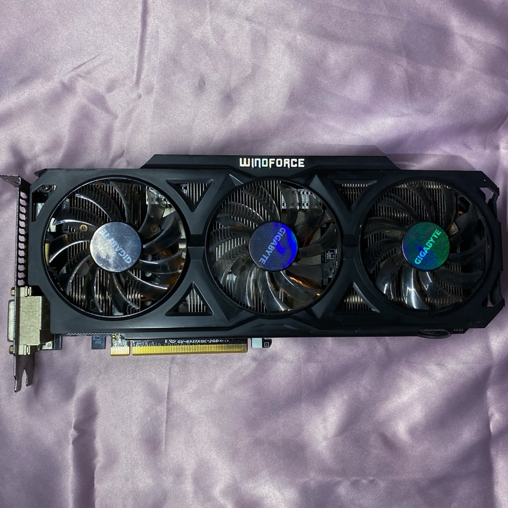 VGA AMD R9 270X OC Gigabyte Windforce GDDR5 256bit Triple Fan