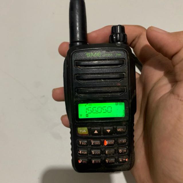 handy talky (HT) SME 338 VHF + charger & adaptor like new second original