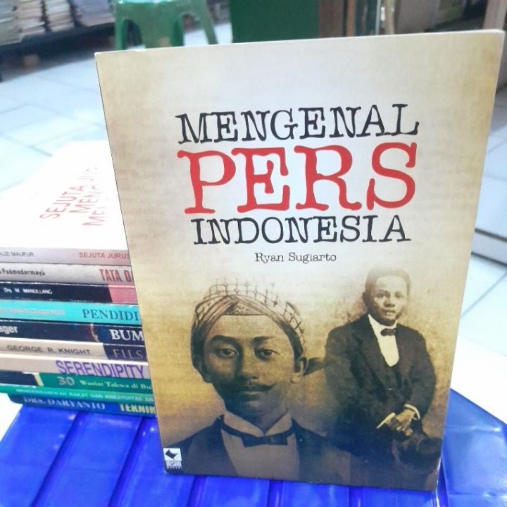 MENGENAL PERS INDONESIA(RYAN SUGIARTO)BUKU BEKAS ADA STEMPEL PERPUSTAKAAN