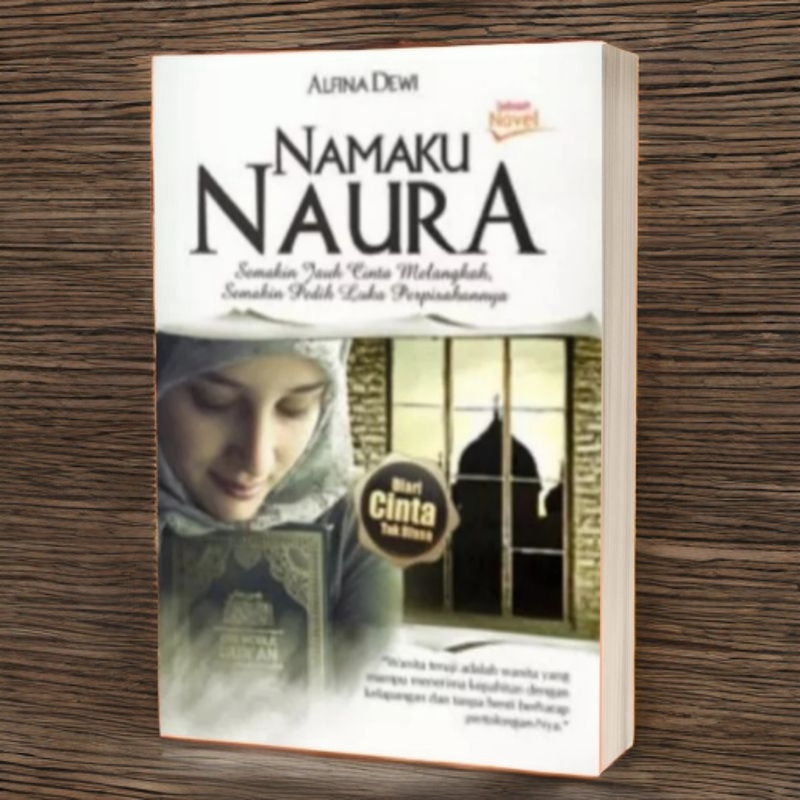 Buku Namaku Naura