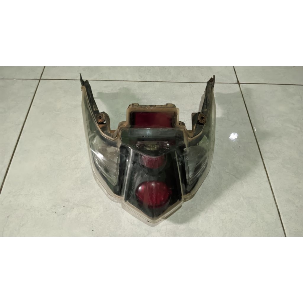 Stoplamp Lampu Belakang Xeon GT 125 Original Copotan