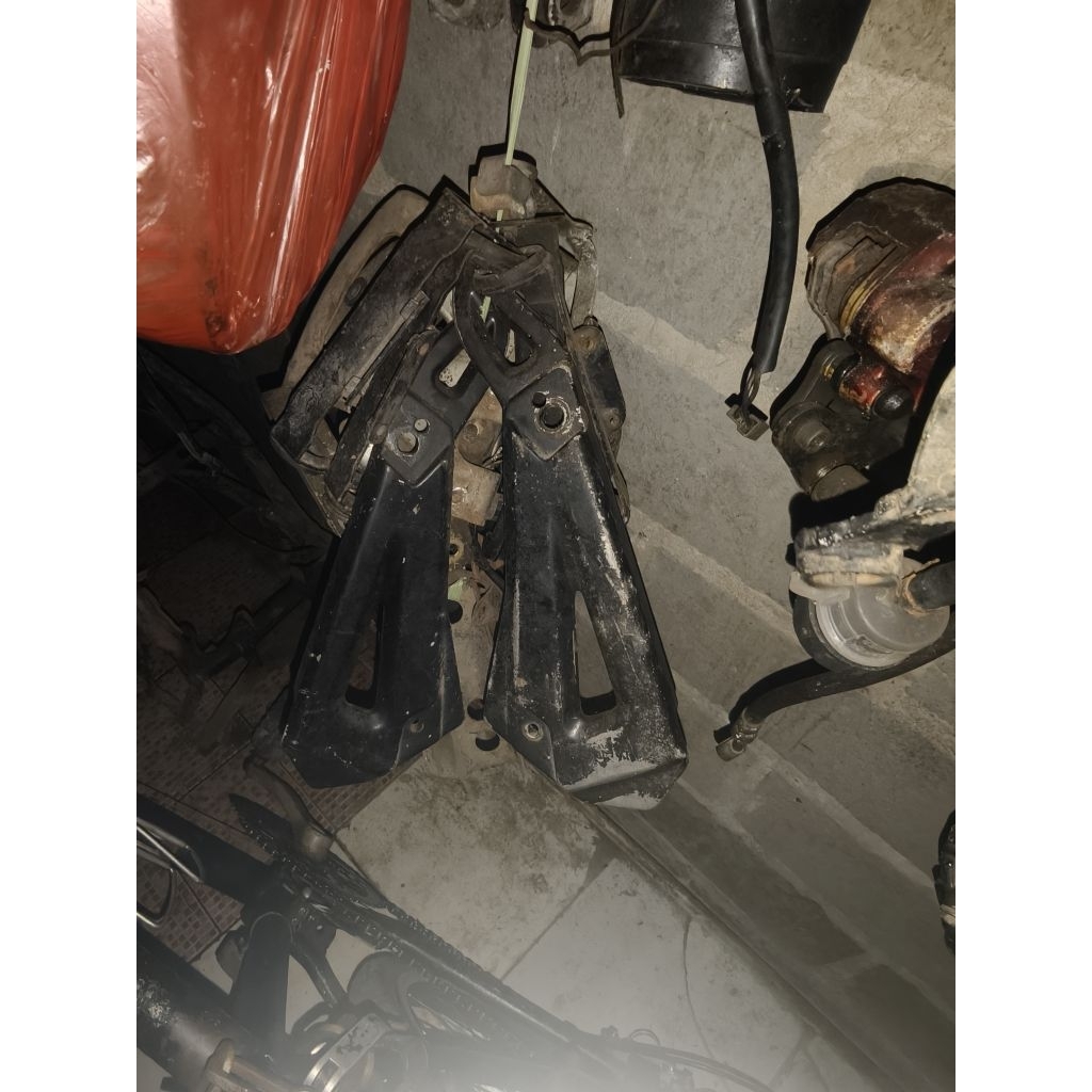 Cover bushtep Thunder 125