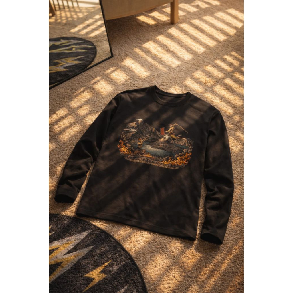 Kaos distro pria motif Rinjani lengan panjang