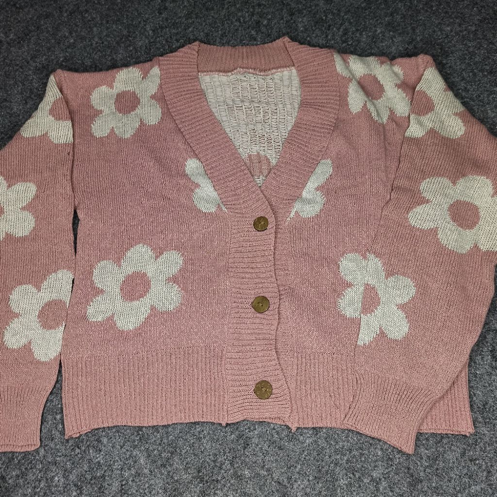 Cardigan Rajut Crop Bunga