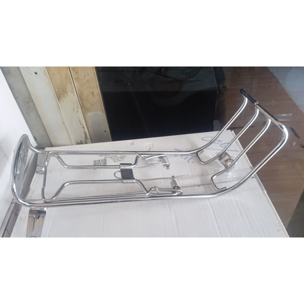 Bagasi tengah REVO FIT