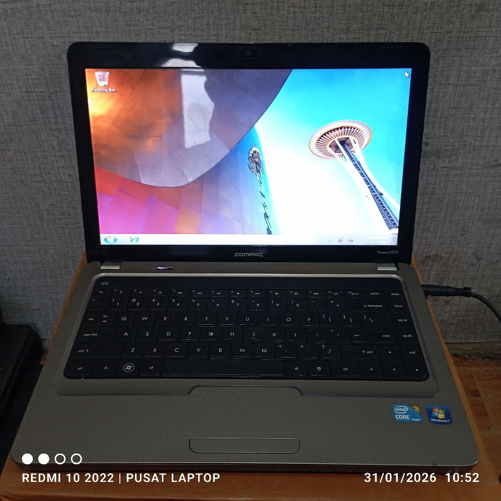 Laptop Compaq Presario CQ42 windows 7 Prosesor intel Core i3 Ram2gb DDR3 Hrd320gb Lcd14in Mesin norm