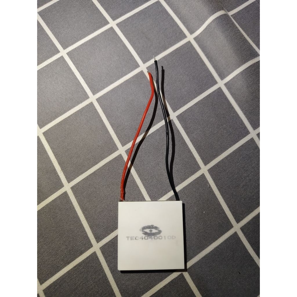 Peltier mata TEC 404001OD 12702 40x40mmx4,4mm