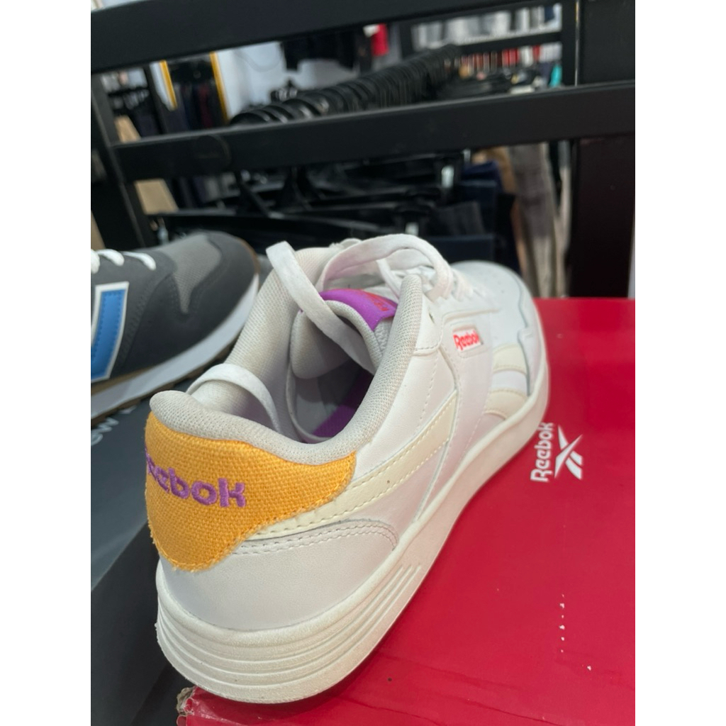 SEPATU ORIGINAL REEBOK, SEPATU CASUAL, SEPATU TENNIS, SEPATU RUNNING, SEPATU KERJA, REEBOK