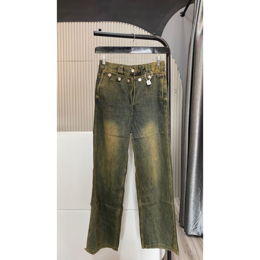 celana jeans yi nuo aksen 6 kancing