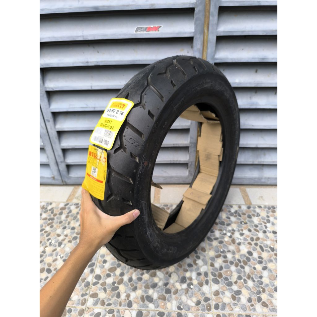 BAN LUAR IMPORT PIRELLI 150/80-16 TUBELESS TIPE NIGHT DRAGON GT ORIGINAL BARU STOK LAMA AMAN TIDAK A