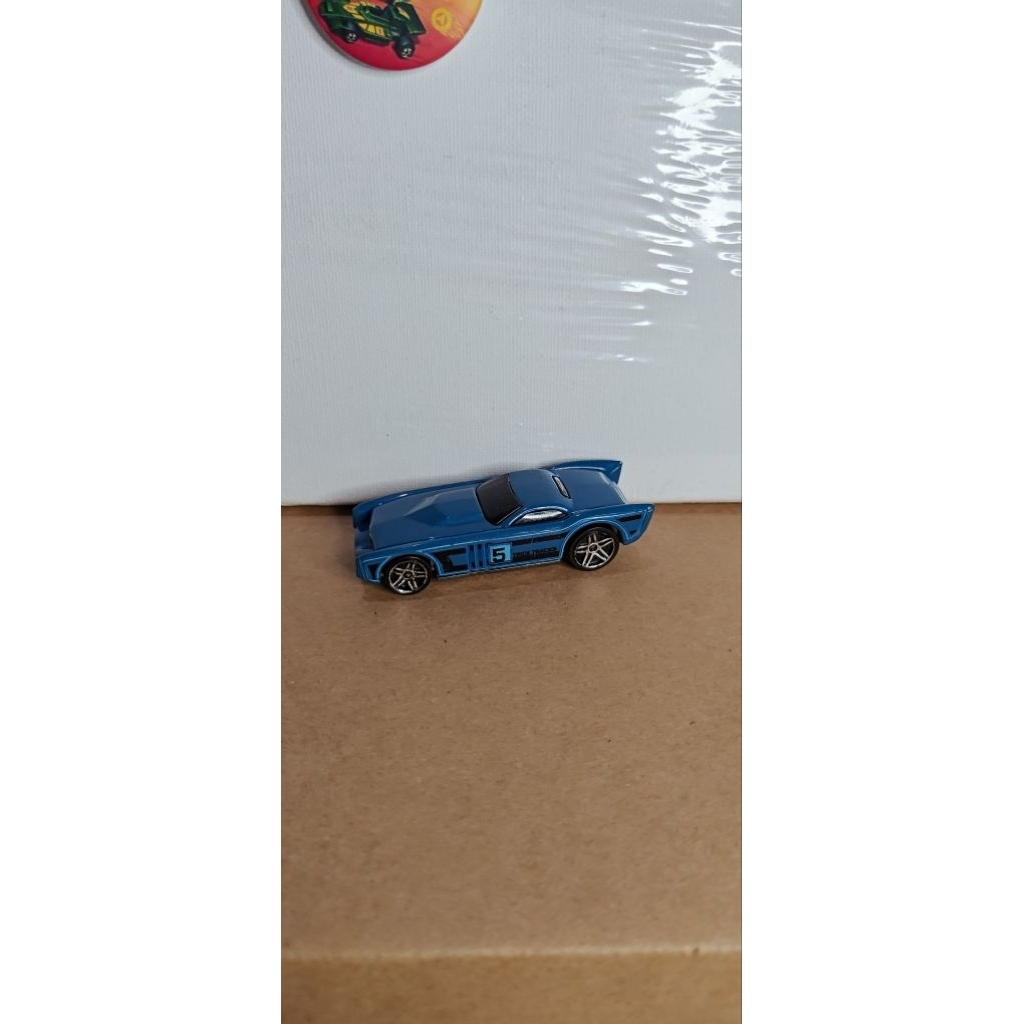 Hot Wheels The Govner Biru Tanpo 3