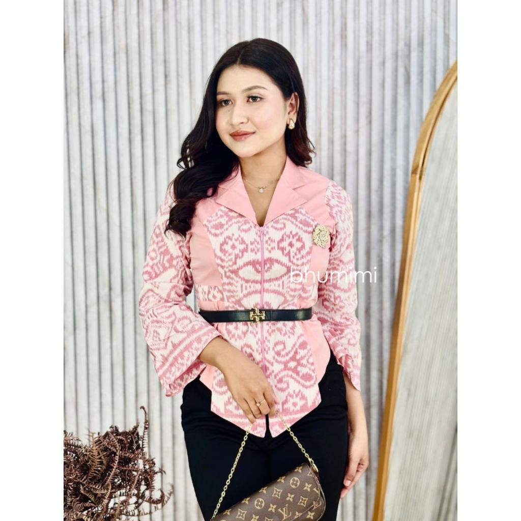 Atasan Endek Bali/Atasan wanita/Atasan kantor