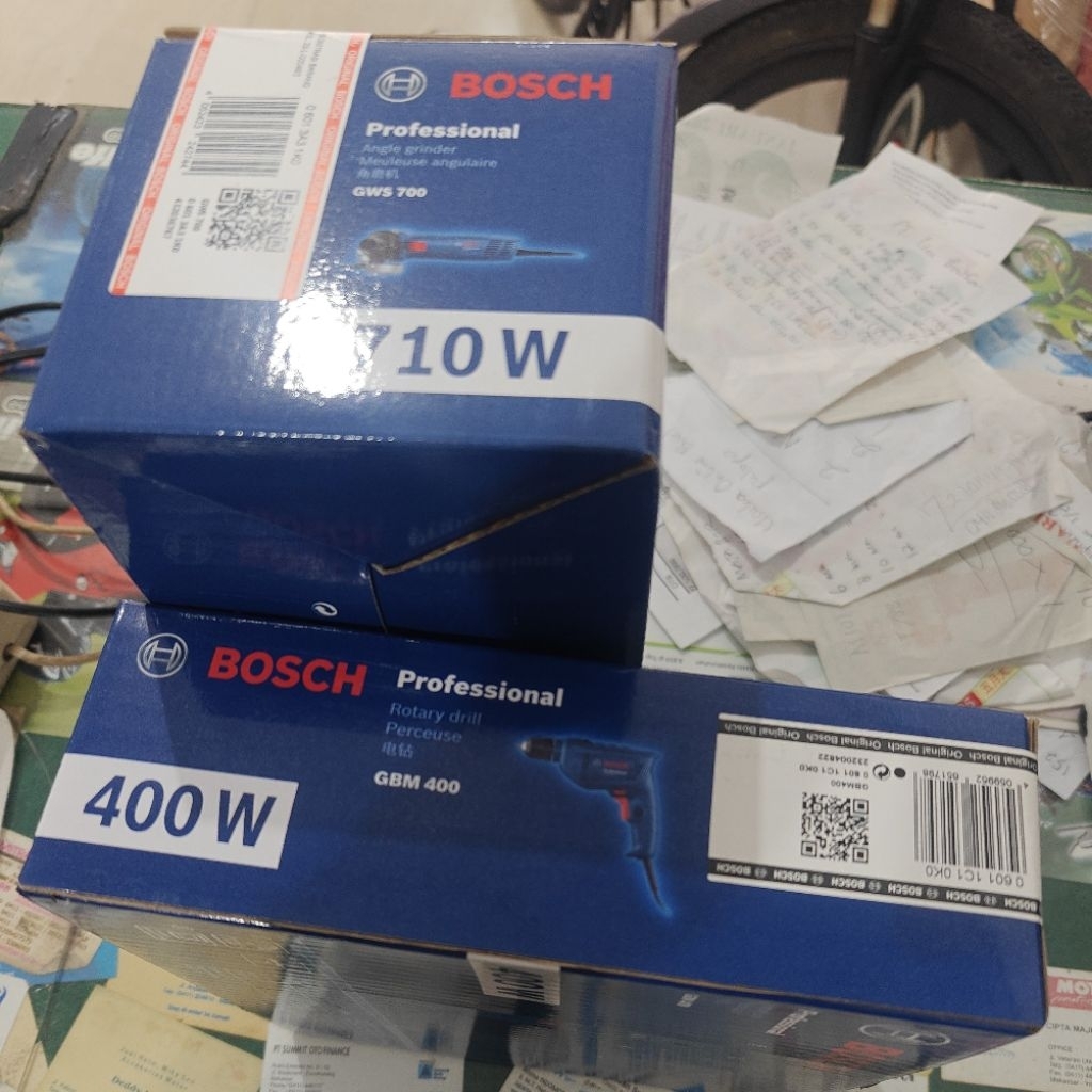 Bosch Paket Gerinda Tangan Gws700 & Bor Tangan Gbm400 Co