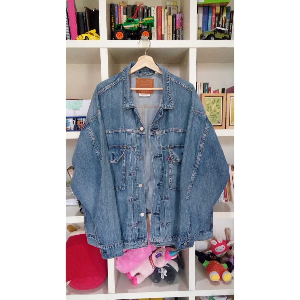 Jaket Denim Levis Oversize size XL black second/preloved