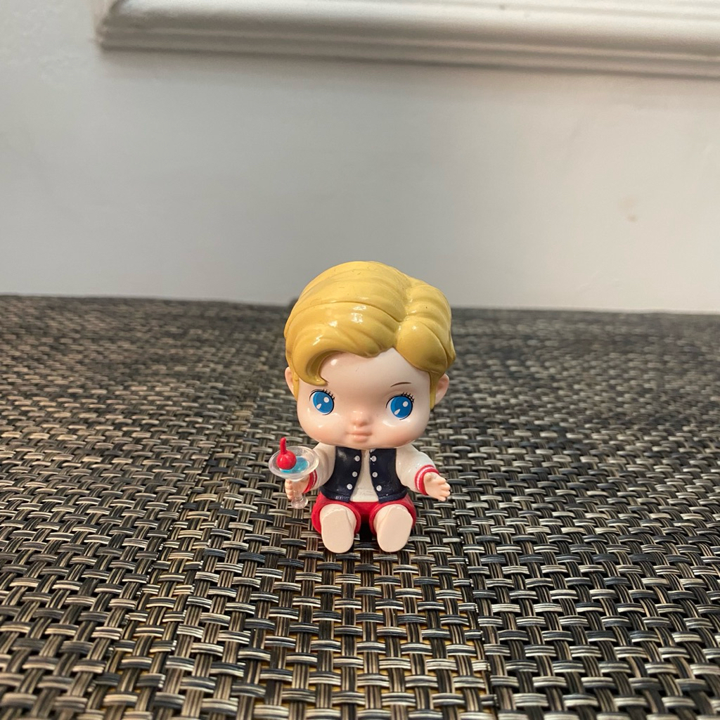 Pop Mart Tapoo Retro Diner Series collectible figure