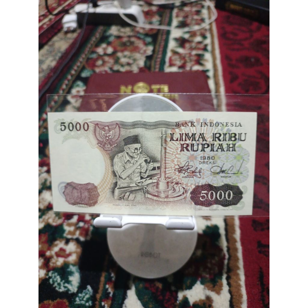 Koleksi oeang kuno 5000 rupiah tahun 1980 asah intan