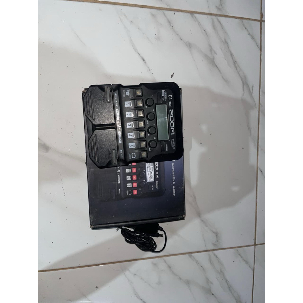 efek gitarr zoom g1four