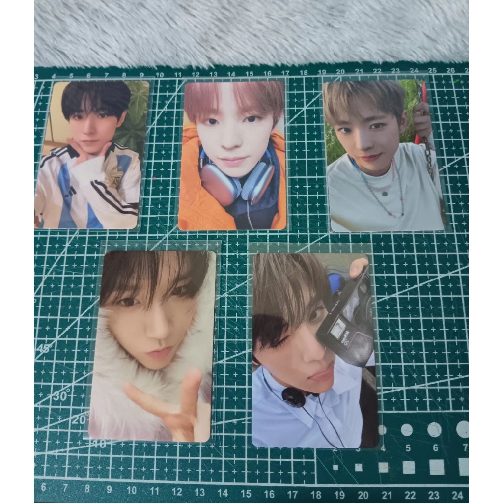 (WAJIB BACA DESKRIPSI) Photocard official YUSHI JAEHEE SION HELLO KITTY MANYUN JUMPUP RADEN TEKNIK A