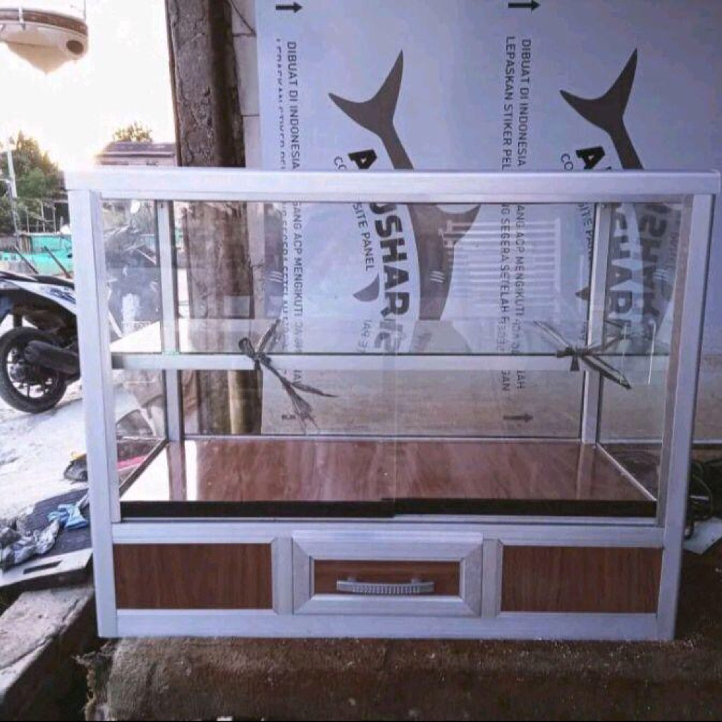 Etalase Warteg/Warung Nasi Aluminium dengan Desain Modern dan Fungsi Optimal untuk Penyimpanan Makan