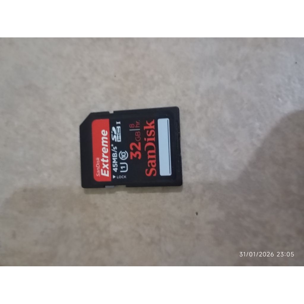 kartu memori SDHC SANDISK EXTREME 32GB LEVEL 10