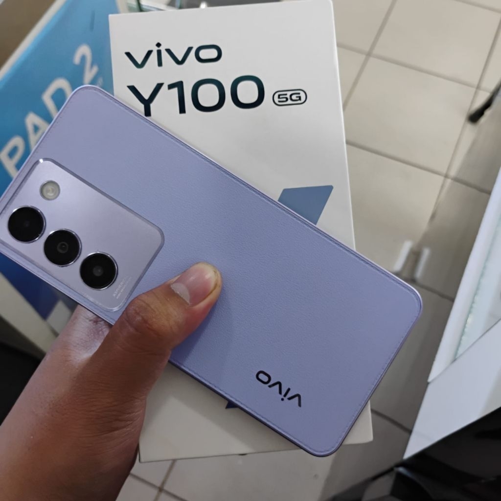 Vivo Y100 5G 8/128 GB Second Resmi Fullset Original
